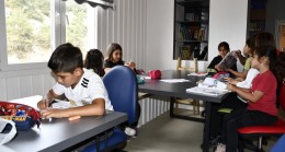 Kuşadası Kitap Kafe yoğun ilgi görüyor