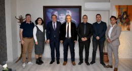 KAYMAKAM İBRAHİM KEKLİK’TEN KUŞADASI BELEDİYESİ’NE NEZAKET ZİYARETİ