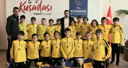 BAŞARILI SPORCULARDAN ÖMER GÜNEL’E ZİYARET