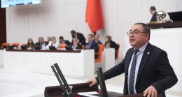 CHP’Lİ EVRİM KARAKOZ’DAN İKTİDARA TEPKİ: “EMEKLİLERİ HER GEÇEN GÜN DAHA DA YOKSULLAŞTIRIYORSUNUZ”