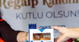 KUŞADASI BELEDİYESİ’NDEN KANDİL SİMİDİ İKRAMI