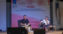USTA GAZETECİLER ANAYASA DEĞİŞİKLİĞİNİ KONUŞTU