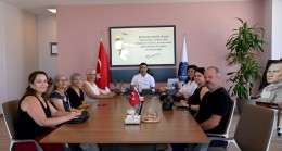 BAŞKAN ÖMER GÜNEL KADIN ÜRETİCİLERİ MAKAMINDA AĞIRLADI