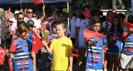 KUŞADASI’NDA ZAFER BAYRAMI COŞKUSU TENİS TURNUVASIYLA KUTLANIYOR