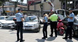 KUŞADASI’NDA POLİS VE ZABITADAN TRAFİK DENETİMİ