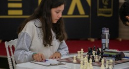 KUŞADASI’NDA HAMLELER ‘ATATÜRK’ İÇİN ATILDI