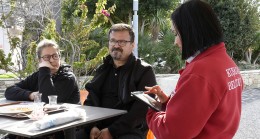 KUŞADASI BELEDİYESİ İLE HALK ARASINDAKİ KÖPRÜ: “GÜVERCİN MASA”