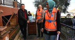 KUŞADASI’NDA EVLER VE YÜREKLER DAYANIŞMA İLE ISINIYOR