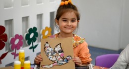 GELECEĞİN SPİKER VE MUHABİRLERİ ÇOCUK GELİŞİM MERKEZİ’NDE MİKROFON BAŞINA GEÇTİ