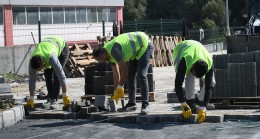 DEĞİRMENDERE MAHALLESİ’NİN YENİ YOLLARI YÜKLENİYOR