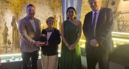 KUŞADASI’NIN ESKİ BELEDİYE BAŞKANI LÜTFİ SUYOLCU ÖLÜMÜNÜN 31. YILINDA ANILDI