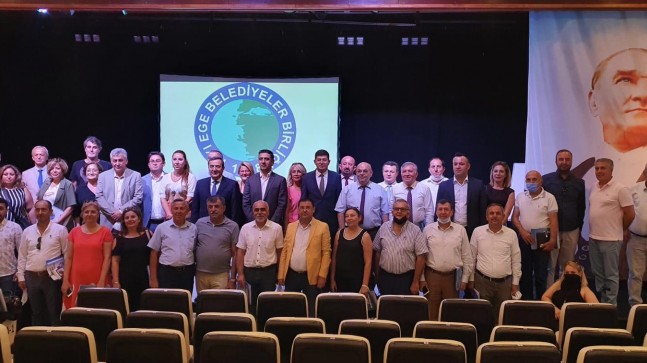 Kıyı Ege Belediyeler Birliği İzmir’de toplandı