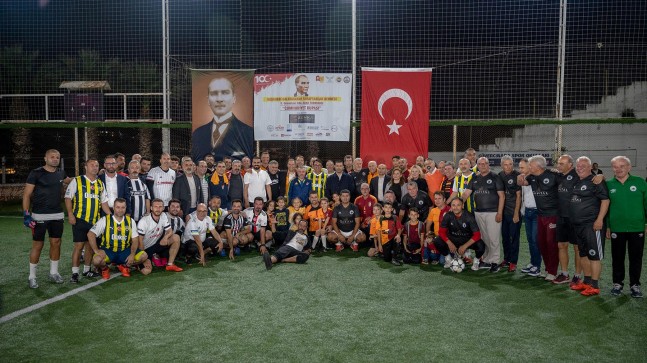 CUMHURİYET KUPASI’NDA KAZANAN DOSTLUK VE CENTİLMENLİK OLDU