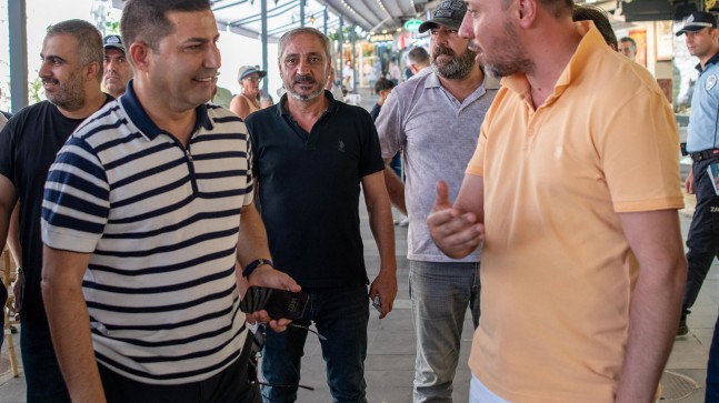 ÖMER GÜNEL’DEN TURİSTİK ÇARŞI ESNAFINA ZİYARET