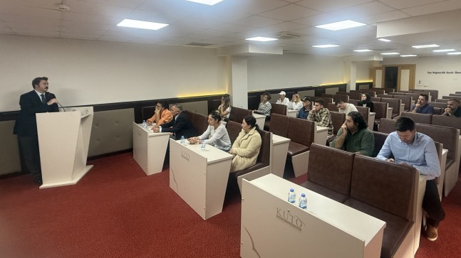 KUTO’DA KOSGEB DESTEK PROGRAMLARI BİLGİLENDİRME TOPLANTISI YAPILDI