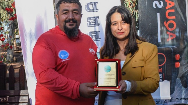 KUŞADASI’NDA OLTALAR YARIŞTI