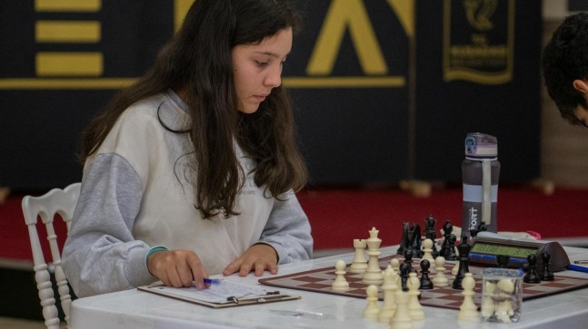 KUŞADASI’NDA HAMLELER ‘ATATÜRK’ İÇİN ATILDI