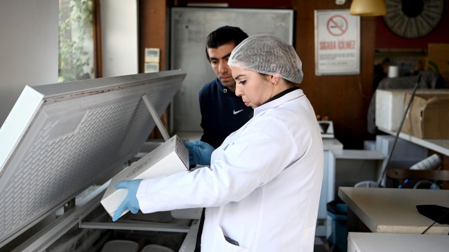 KUŞADASI BELEDİYESİ YILBAŞI ÖNCESİNDE HİJYEN DENETİMLERİNİ SIKLAŞTIRDI