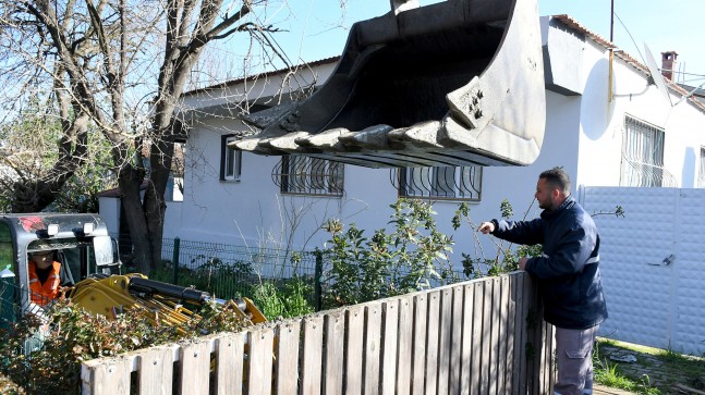 KİRAZLI MAHALLESİ’NDE KAPSAMLI DERE TEMİZLİĞİ