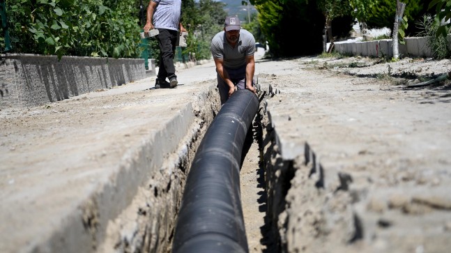 KUŞADASI’NDA KÖKLÜ ALTYAPI SORUNLARI ÇÖZÜME KAVUŞUYOR