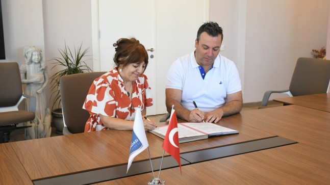 KUŞADASI BELEDİYESİ’NDEN KADIKALESİ-ANAİA HÖYÜĞÜ KAZILARINA KESİNTİSİZ DESTEK