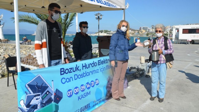 Kuşadası Belediyesi’nden hayvan dostu kampanya