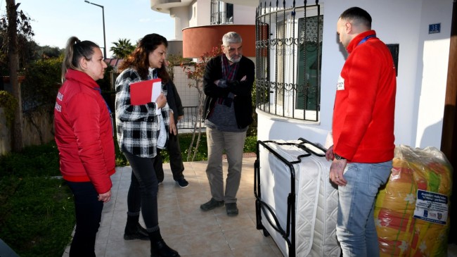 KUŞADASI’NA DEPREM BÖLGESİNDEN GELEN KİŞİ SAYISI 4251 OLDU