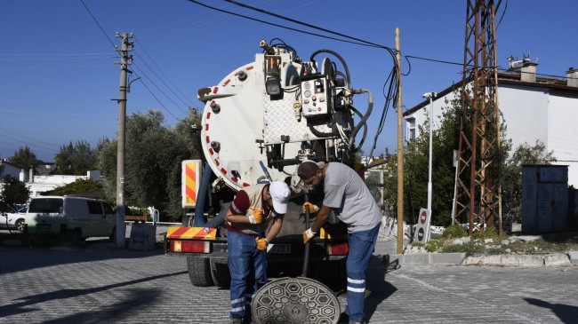 KUŞADASI’NDA KIŞ HAZIRLIKLARI SÜRÜYOR