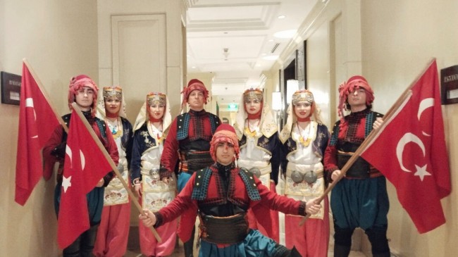 KUFAD HALK OYUNLARI EKİBİ CUMHURİYET’İN 100’ÜNCÜ YILINDA FİLİPİNLER’DE AĞIRLANDI