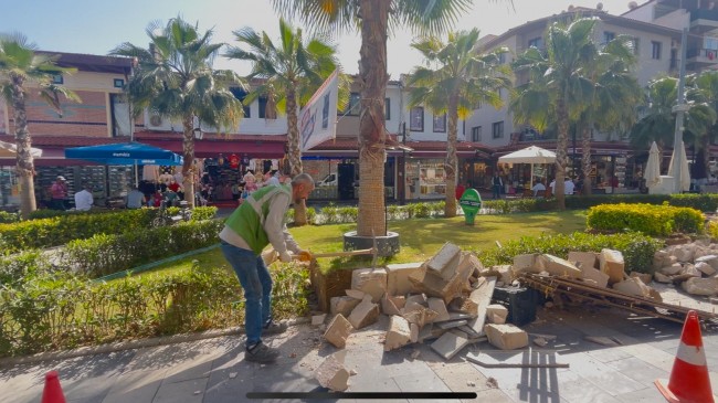 KUŞADASI’NIN TURİSTİK ÇARŞILARI SEZONU YENİ PEYZAJ TASARIMI İLE KARŞILAYACAK