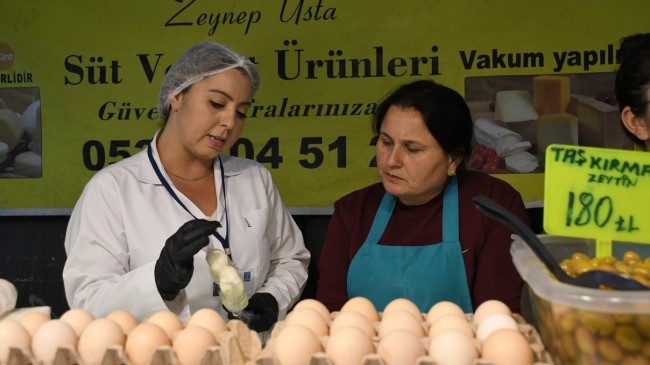 KUŞADASI BELEDİYESİ’NDEN PAZAR YERLERİNDE SÜT VE SÜT ÜRÜNLERİNE HİJYEN DENETİMİ
