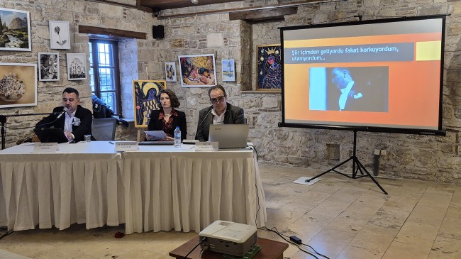 HALK OZANI AŞIK VEYSEL KUŞADASI’NDA ANILDI