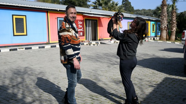 KUŞADASI BELEDİYESİ PATİLİ CAN DOST ‘SOSİS’İ’ SICAK YUVASINA KAVUŞTURDU