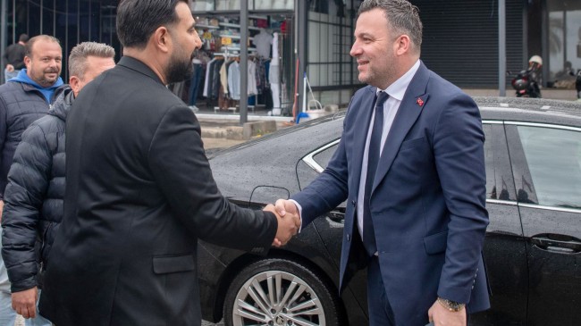 BAŞKAN VEKİLİ TAHSİN DEMİRTAŞ’TAN TAKSİCİ ESNAFINA ZİYARET