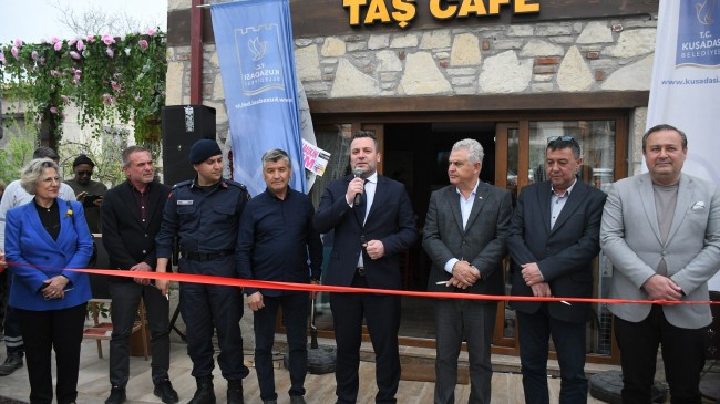 KUŞADASI CAFERLİ MAHALLESİ YENİ MUHTARLIK BİNASINA KAVUŞTU